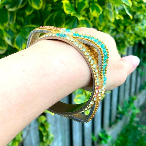 5/$25 - Crystal Encrusted Geometric Bangle - Picture 2 of 5
